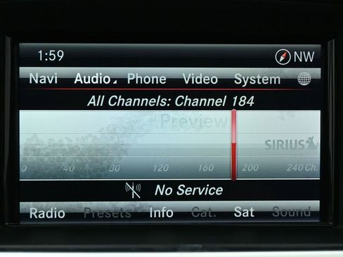 Used 2016 Mercedes-Benz GL 450 4MATIC w/ Premium I Package image 36