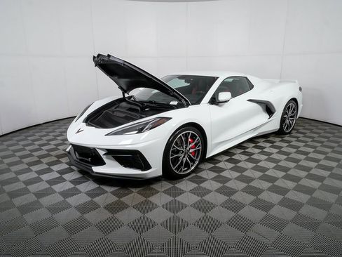 Used 2023 Chevrolet Corvette Stingray w/ Z51 Performance Package image 29