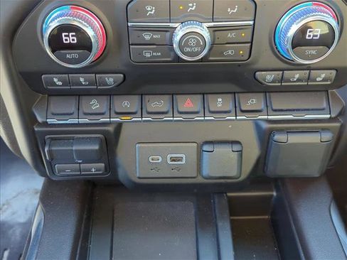 Used 2021 GMC Sierra 1500 SLT w/ SLT Convenience Package image 21