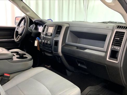 Used 2019 RAM 1500 Express w/ Express Value Package AWD/4WD image 27