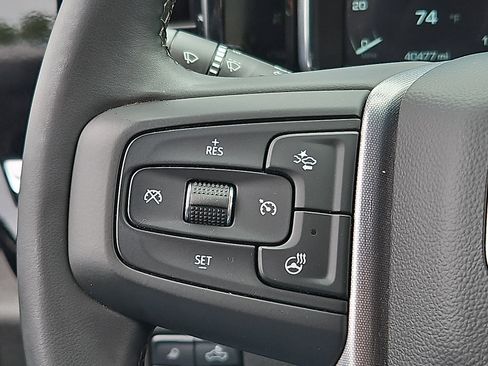Used 2025 GMC Sierra 1500 SLT AWD/4WD image 21