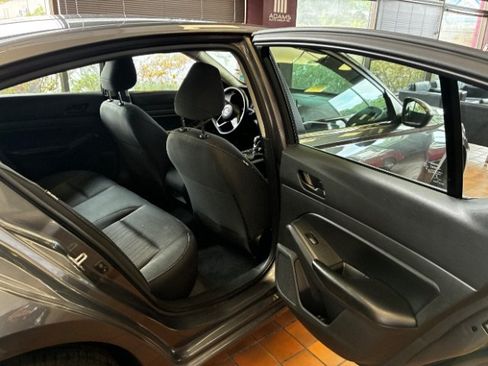 Used 2024 Nissan Altima 2.5 S FWD image 29