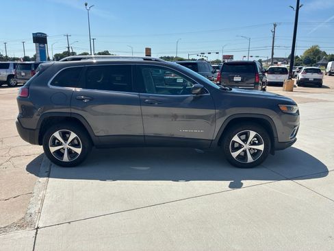 Used 2021 Jeep Cherokee Limited AWD/4WD image 8