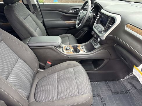 Certified 2023 GMC Acadia SLE w/ Driver Convenience Package FWD image 38