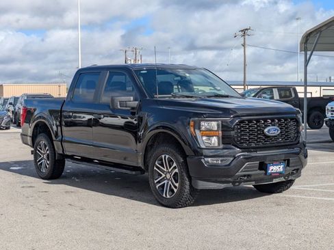 Used 2023 Ford F150 XL w/ STX Appearance Package image 3