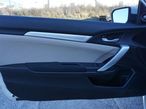 Used 2017 Honda Civic EX-T image 22