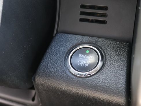 Used 2019 Ford F150 Lariat w/ Equipment Group 502A Luxury AWD/4WD image 50
