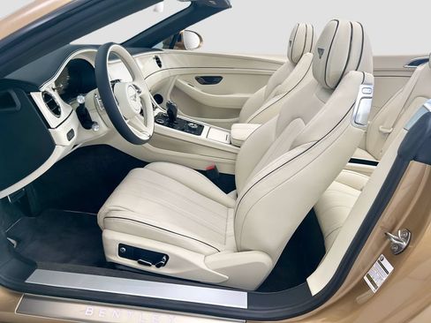 Used 2026 Bentley Continental GTC AWD/4WD image 25