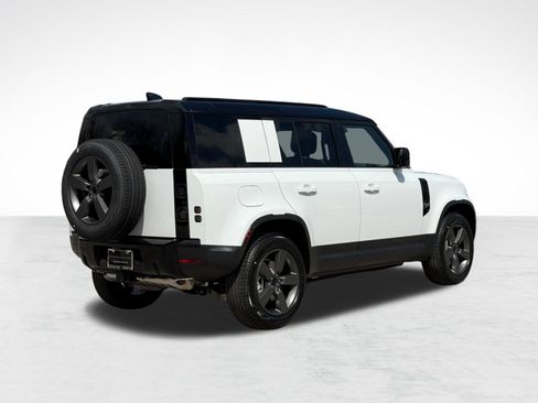 Used 2026 Land Rover Defender 110 S AWD/4WD image 9