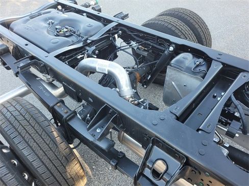 New 2026 RAM 3500 Tradesman w/ Chrome Appearance Group image 15