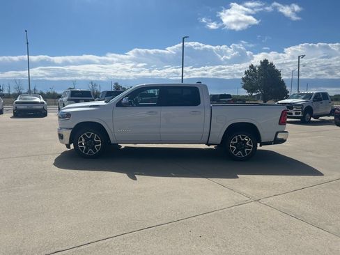 Used 2025 RAM 1500 Laramie AWD/4WD image 2
