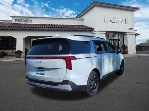 New 2026 Kia Carnival EX image 8