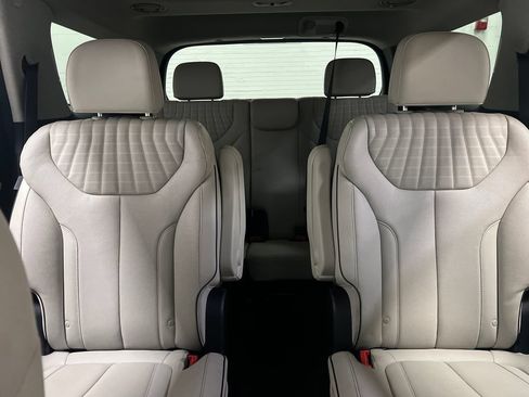Used 2024 Hyundai Palisade Limited FWD image 28