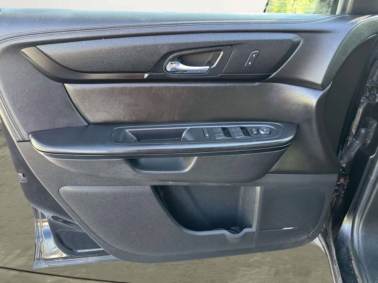 Used 2017 Chevrolet Traverse LT AWD/4WD image 8