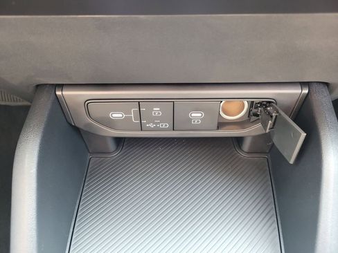 New 2026 Kia K4 LXS image 32