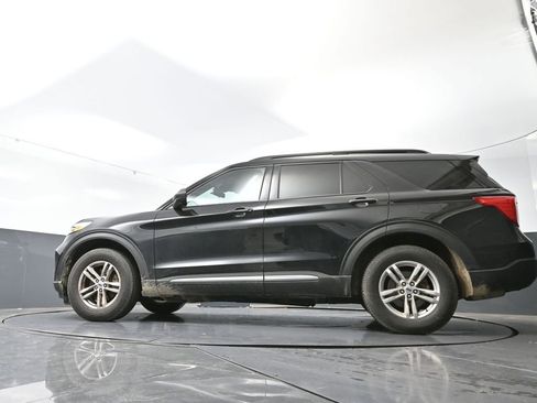 Used 2022 Ford Explorer XLT w/ Equipment Group 202A image 23