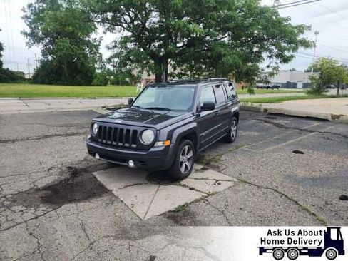 Used 2016 Jeep Patriot High Altitude FWD image 1