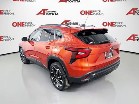 Used 2024 Chevrolet Trax RS w/ Driver Confidence Package image 5