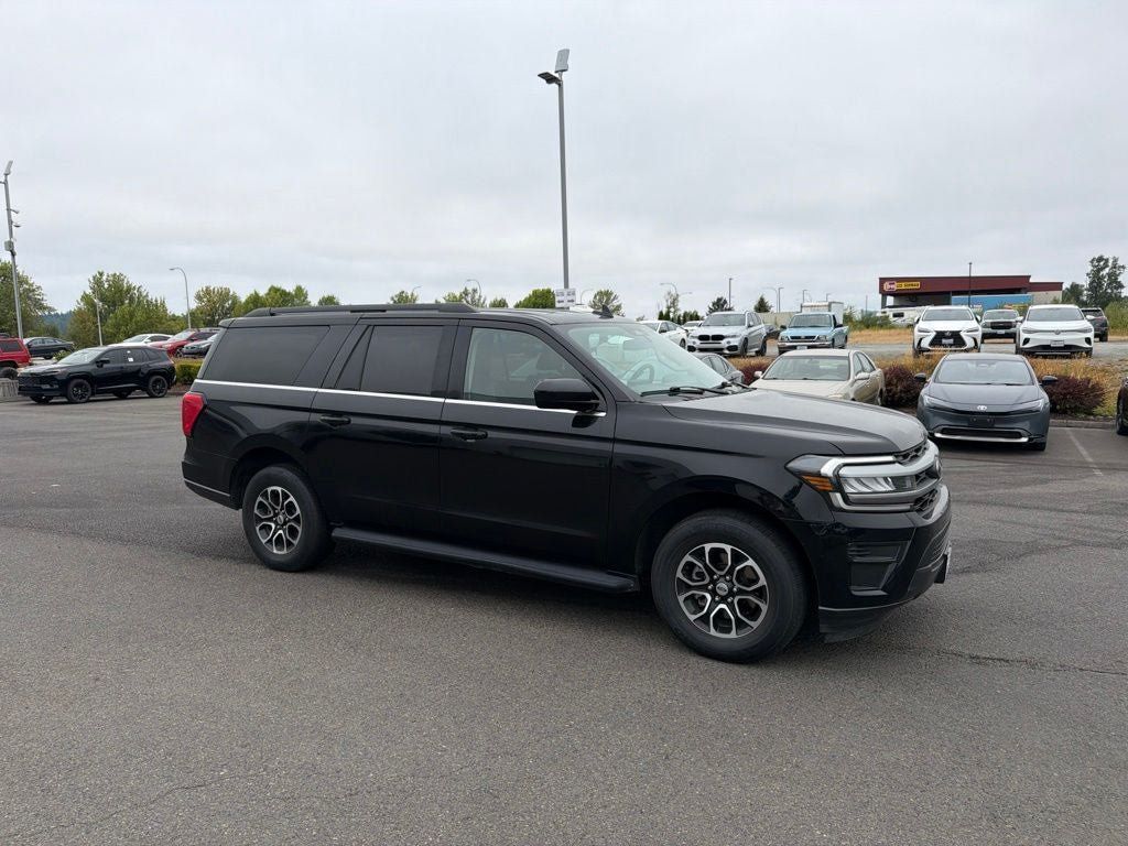 Used 2024 Ford Expedition Max XLT AWD/4WD image 37