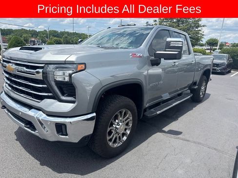 Used 2026 Chevrolet Silverado 2500 LTZ w/ LTZ Convenience Package AWD/4WD image 1