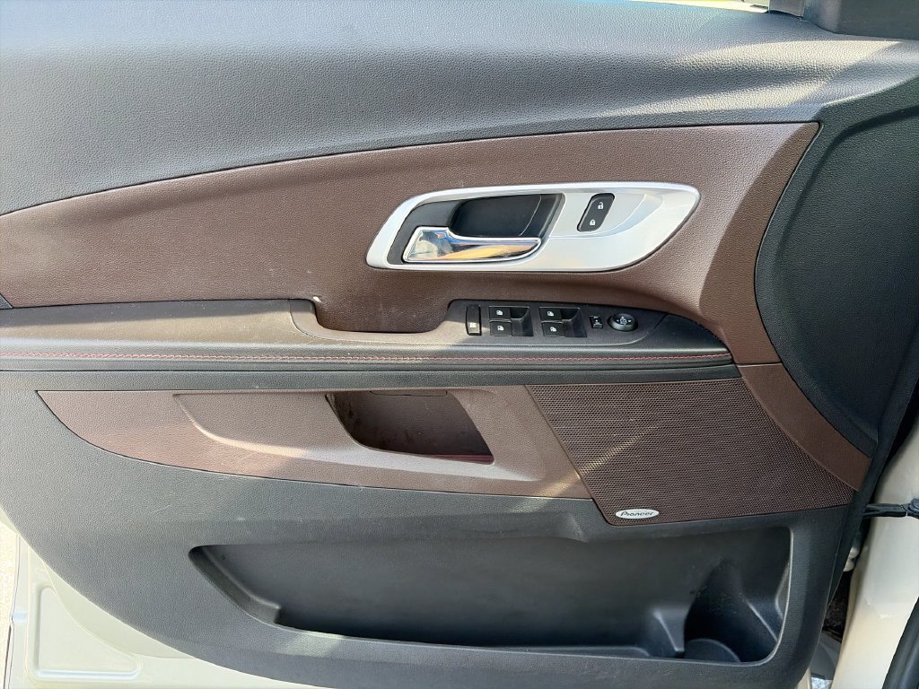 Used 2015 Chevrolet Equinox LTZ FWD image 25