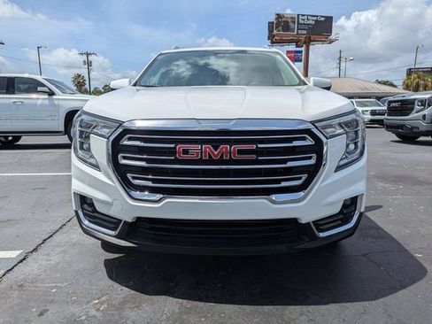 Used 2023 GMC Terrain SLT FWD image 10