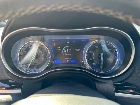 Used 2022 Chrysler 300 S RWD image 25
