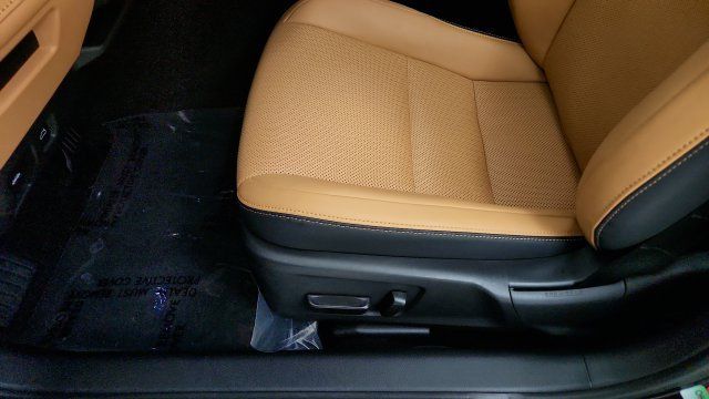 Used 2026 Lexus IS 350 F Sport w/ Accessory Package Z1 RWD image 48