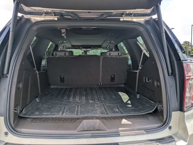 Used 2023 Chevrolet Tahoe LT w/ Luxury Package RWD image 14