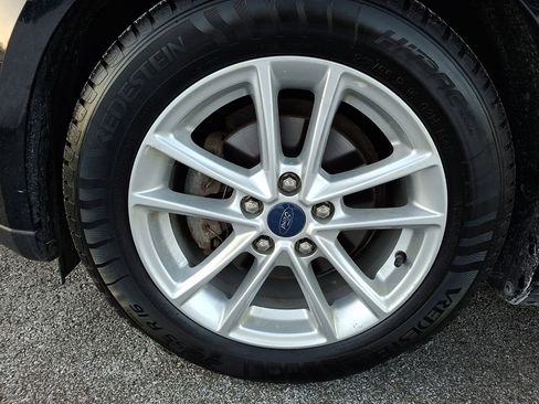 Used 2016 Ford Focus SE image 28
