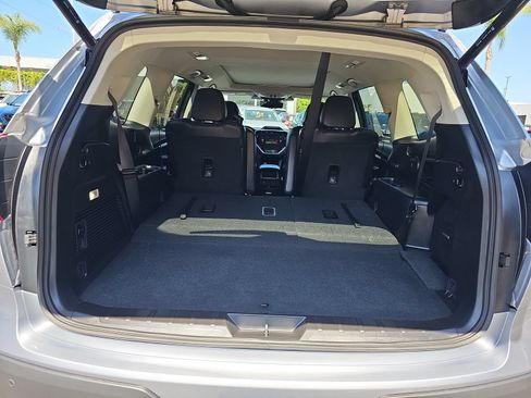 Used 2025 Subaru Ascent Touring AWD/4WD image 14