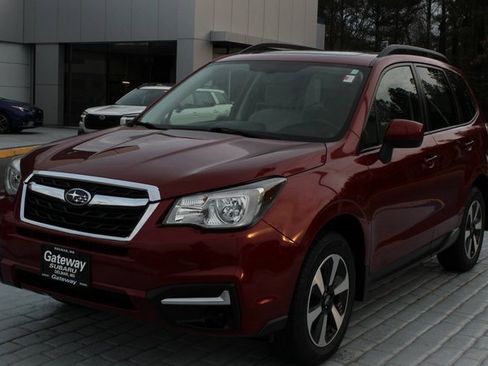 Used 2018 Subaru Forester 2.5i Premium w/ All-Weather Package image 1