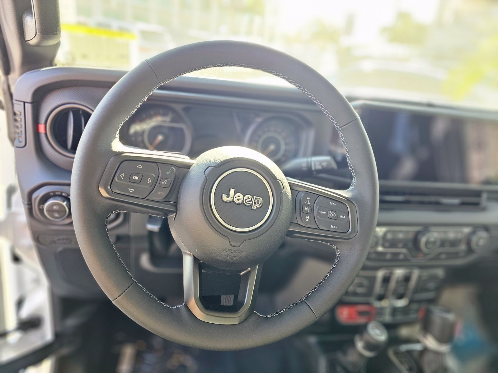 New 2026 Jeep Gladiator Rubicon AWD/4WD image 23
