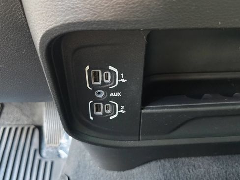 Used 2022 RAM 2500 Tradesman AWD/4WD image 17