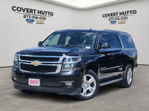 Used 2015 Chevrolet Suburban LT RWD image 1