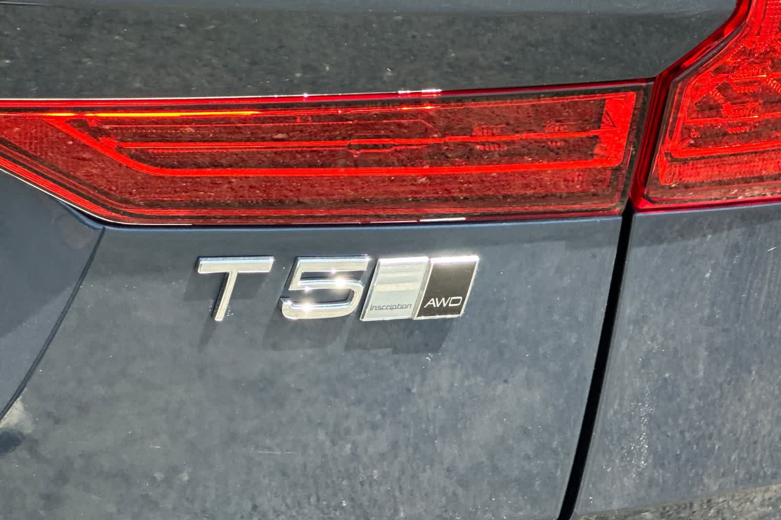 Used 2020 Volvo XC60 T5 Inscription AWD/4WD image 34
