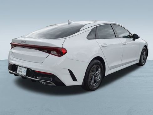 Used 2022 Kia K5 LXS image 9