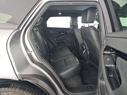 Used 2024 Land Rover Range Rover Evoque S image 12