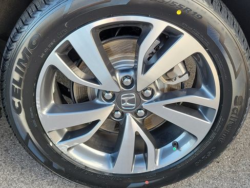 Used 2022 Honda Odyssey Touring image 12