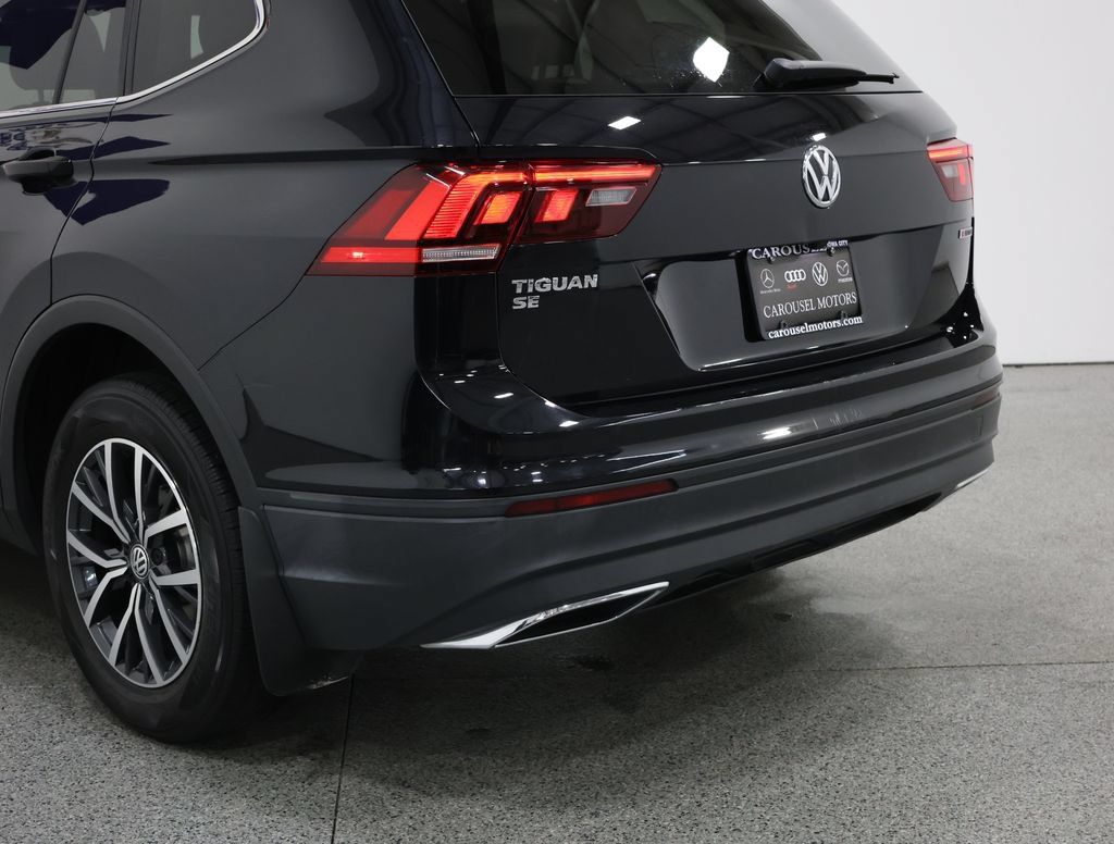 Used 2019 Volkswagen Tiguan SE w/ 3rd Row Seat Package AWD/4WD image 10