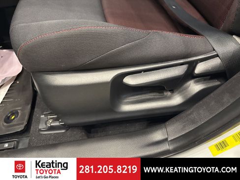 Certified 2025 Toyota Corolla SE image 16