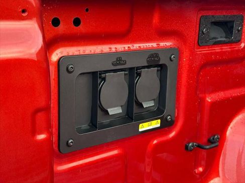 Used 2024 Ford Ranger XLT w/ Trailer Tow Package image 15