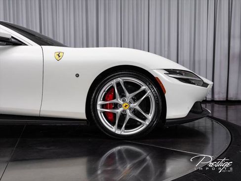 Used 2021 Ferrari Roma RWD image 16