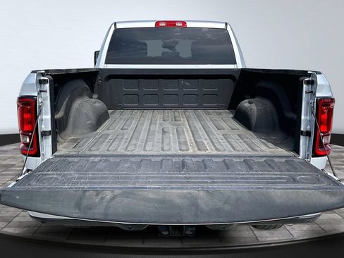 Certified 2026 RAM 2500 Big Horn AWD/4WD image 25