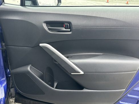 Used 2022 Toyota Corolla Cross LE image 19