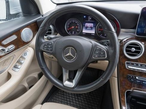 Used 2019 Mercedes-Benz GLC 300 4MATIC Coupe image 24