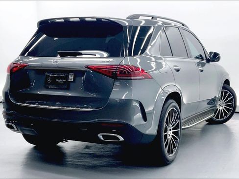 Certified 2021 Mercedes-Benz GLE 350 4MATIC image 4