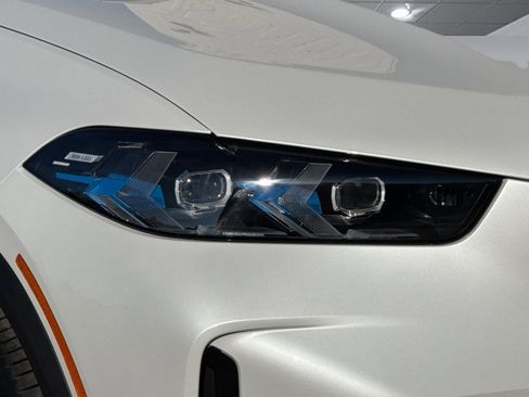 New 2026 BMW X5 xDrive50e AWD/4WD image 10