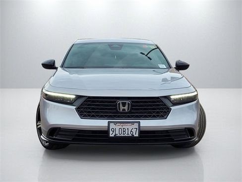 Used 2024 Honda Accord Sport image 2