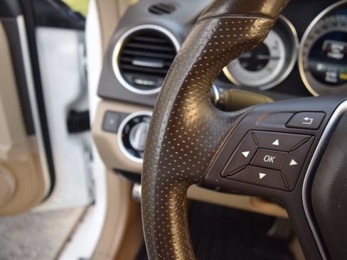 Used 2014 Mercedes-Benz C 300 4MATIC Sedan image 65